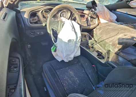 2016 Dodge Challenger Sxt z USA, uszkodzony, nr VIN 2C3CDZAG4GH158711